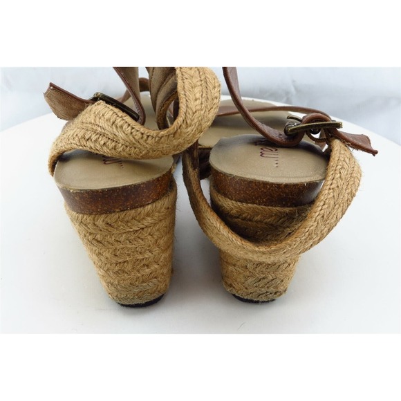 Me Too Sz 8 M Brown Ankle Strap Leather Women Sandals Knock - Picture 5 of 7